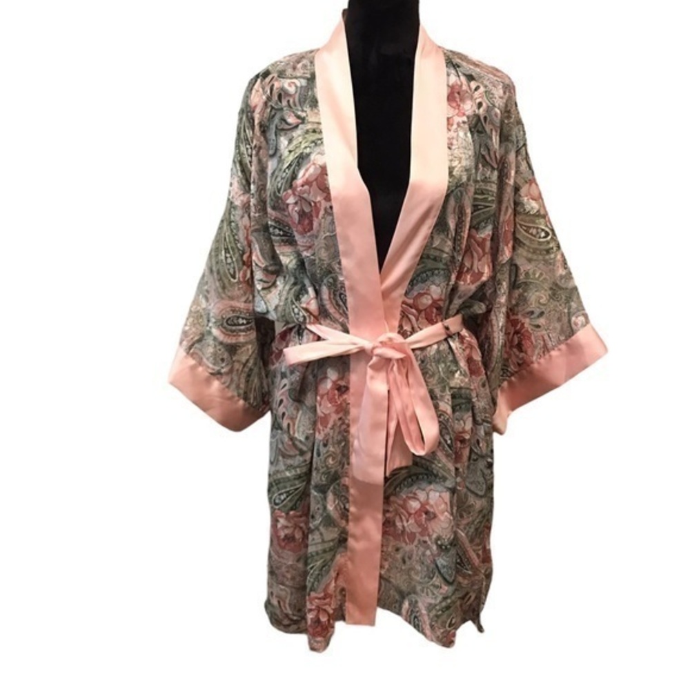 VTG VICTORIAS SECRET Pink Paisley Robe Gold Label